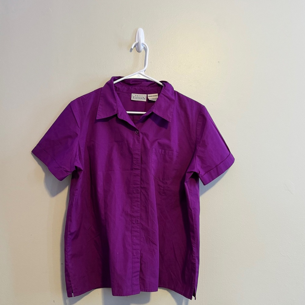 Vintage Women's Short Sleeve Button Up Shirt Purple Size Large Colorful Basics